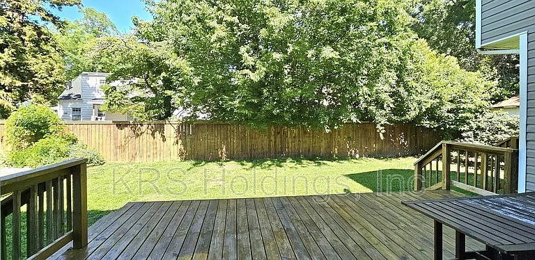 7721 Cortlandt Pl — Photo 28