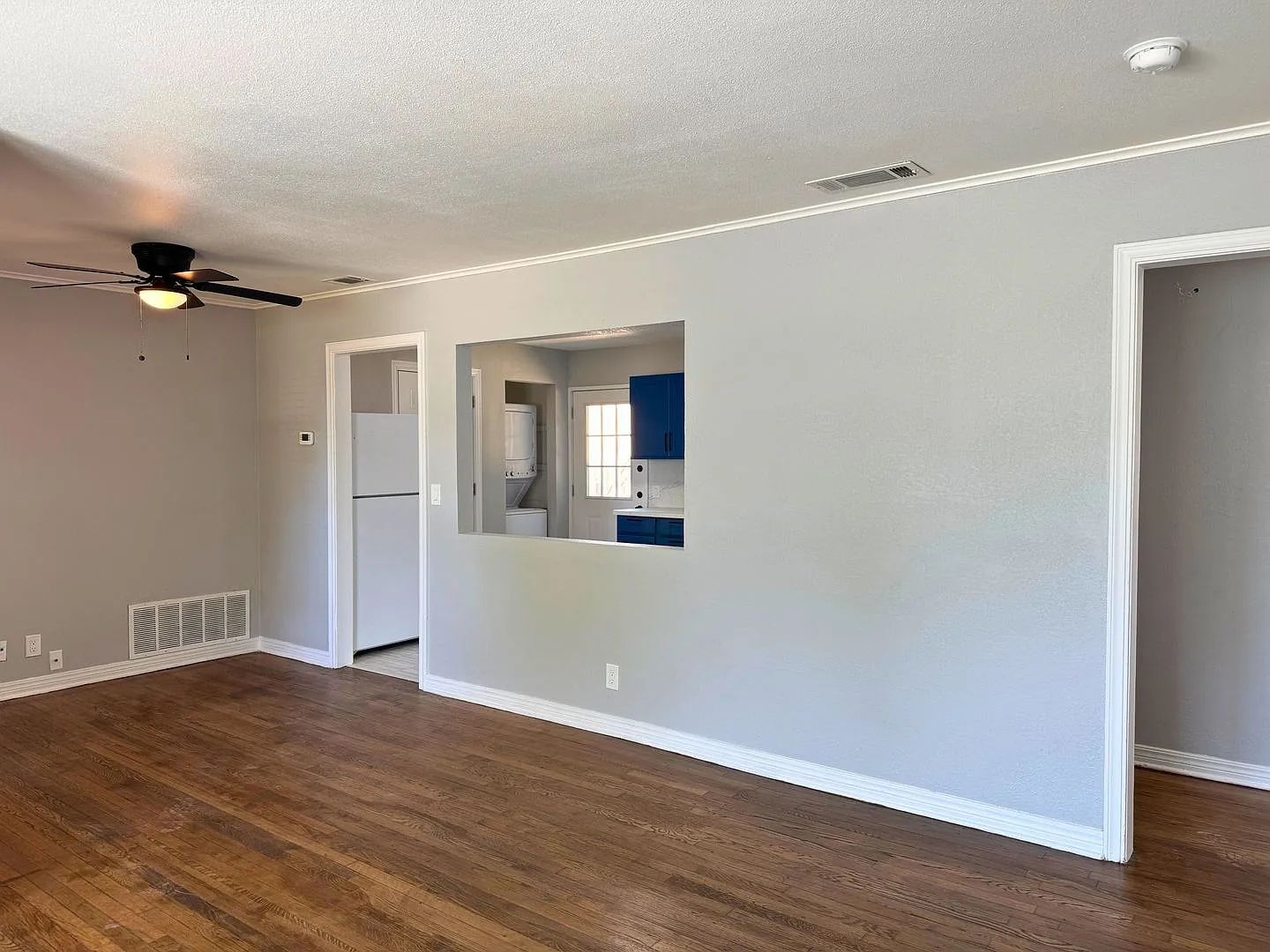 Fully remodeled 2/1 corner-lot home in Faith Village! — Photo 4