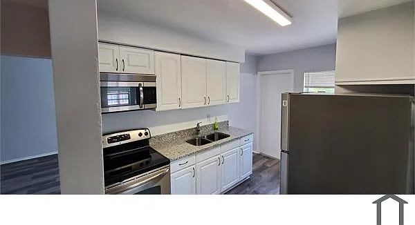 3351 Hillsdale Ave — Photo 4