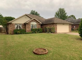 306 Old Forge Dr, Bentonville, AR 72712