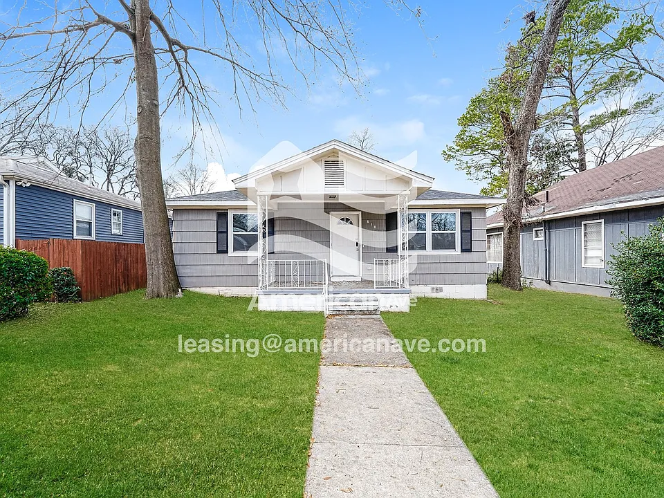 610 16th Pl SW