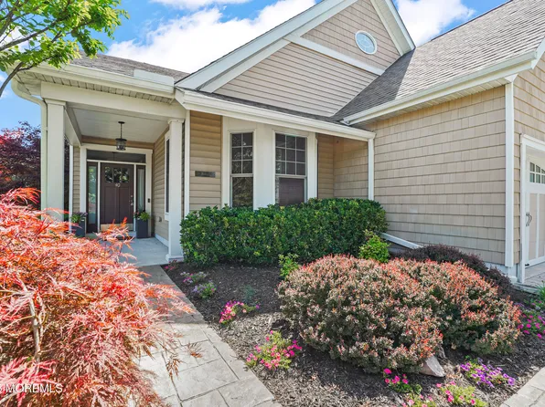 40 Iselin Lane, Oceanport, NJ 07757