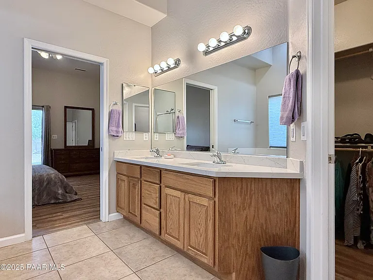 6622 E Farmstead Rd — Photo 24