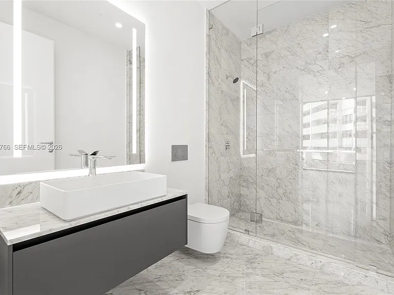 5 Grove Isle #S303 — Photo 21