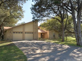 5 Centre Ct, New Braunfels, TX 78132