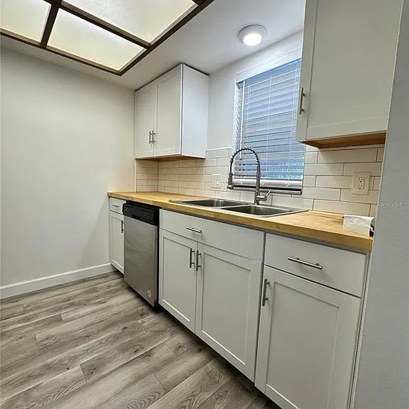 9700 Starkey Rd #322 — Photo 3