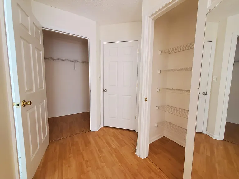 93 Prestwick Way — Photo 13