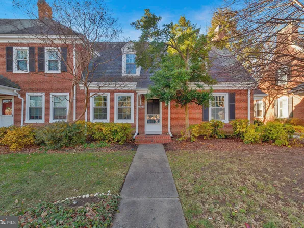 3484 S Utah St, Arlington, VA 22206