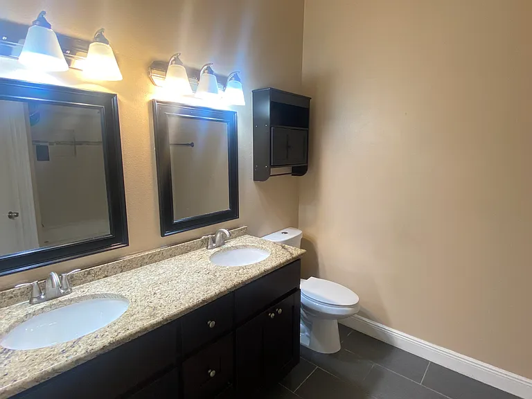 2216 Lake Woodberry Cir — Photo 7