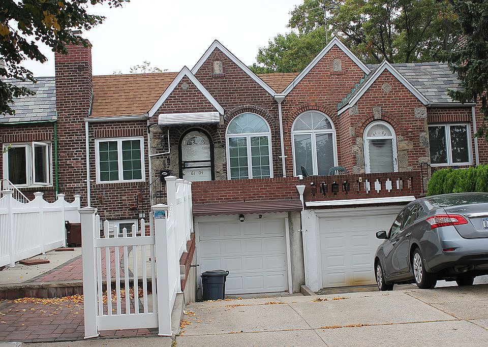 1st image of 6104 82nd St