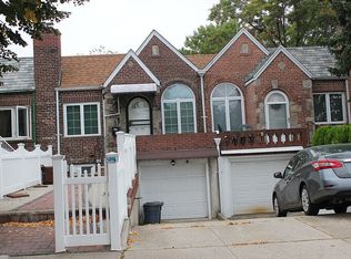 6104 82nd St, Middle Village, NY 11379