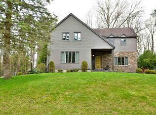 3 Symphony Pl, Whitesboro, NY 13492