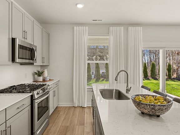 5th image of 310 Kingland Ln Lot 237