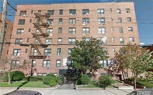 1st image of 1040 Neilson St APT 1B