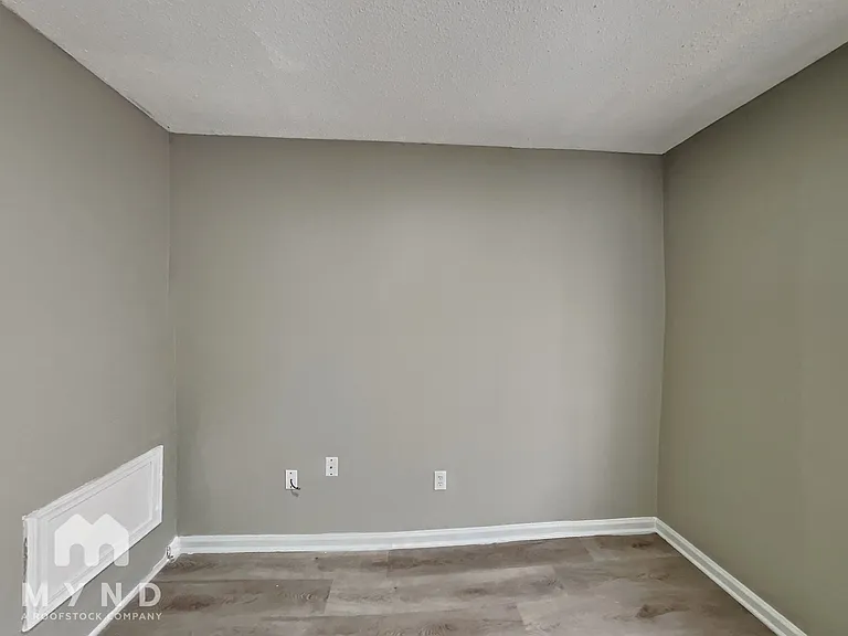 4014 Hitchcock St — Photo 21