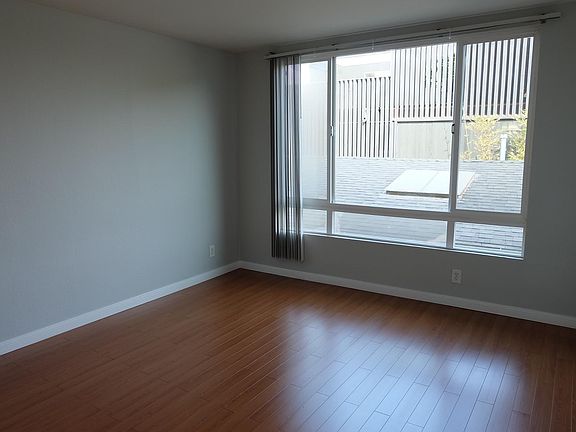 5th image of 11 27th Ave APT 101