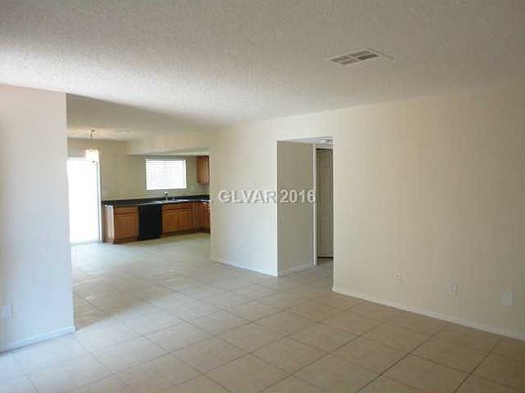 4th image of 460 Linn Ln