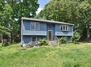 1741 Pontiac Ave, Cranston, RI 02920