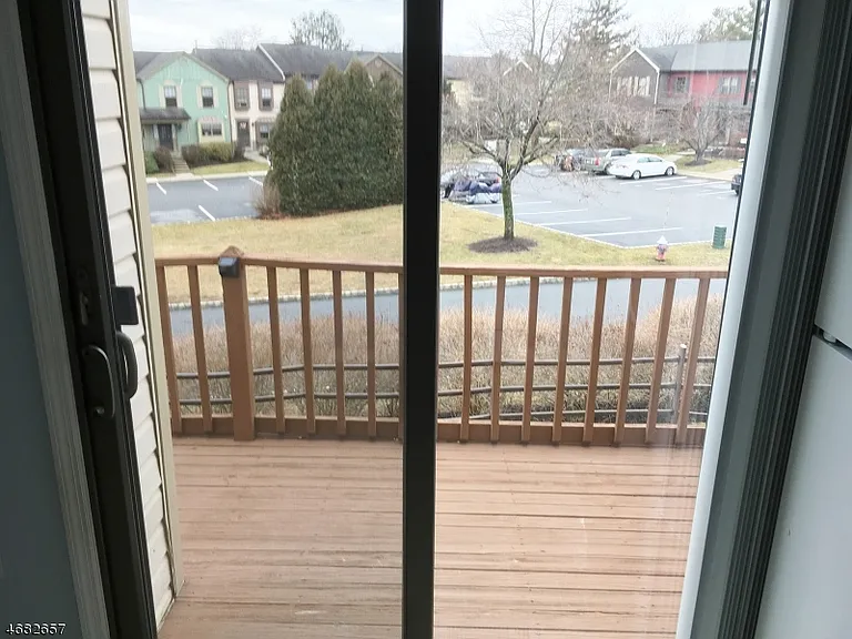 77 Wood Duck Ct — Photo 2