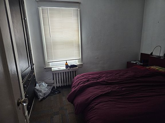 5th image of 151 Claremont Ave