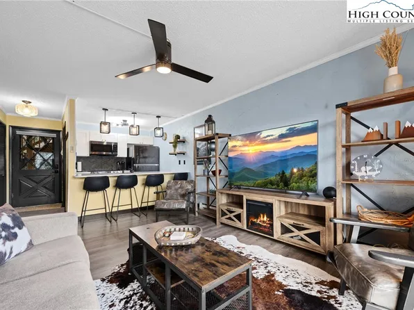 101 Mid Holiday Lane #E-218, Beech Mountain, NC 28604