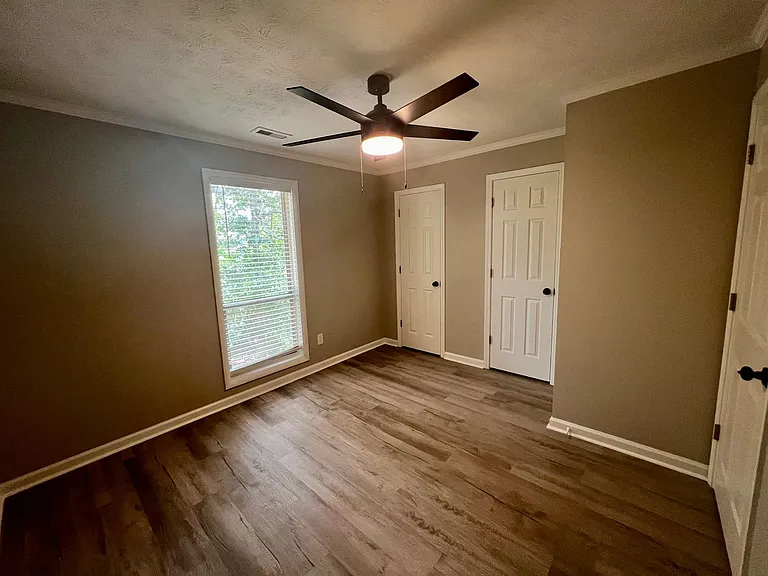 5853G Century Oaks Dr — Photo 6