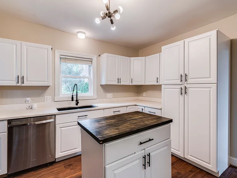 2320 Beechmont Ave #1 — Photo 7