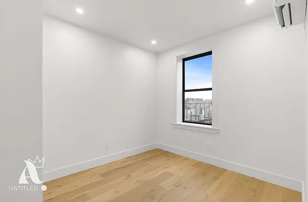 Bedroom, photo 3