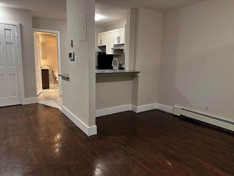1st image of 1144 Welling Ct #1
