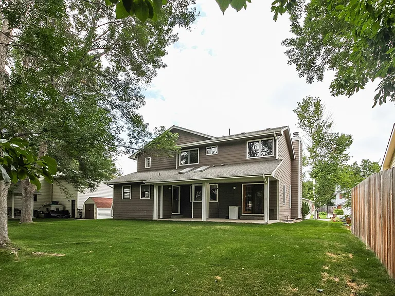1724 Tanglewood Dr — Photo 21