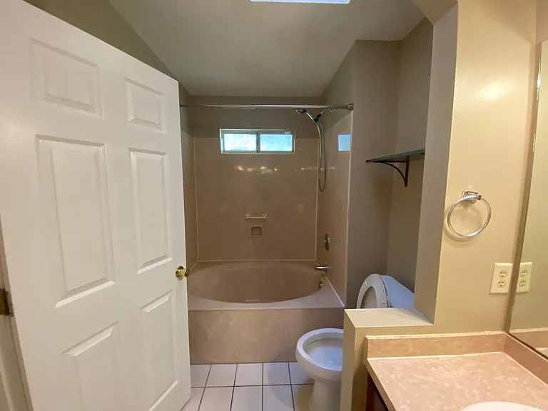 24 Neptune Dr — Photo 26