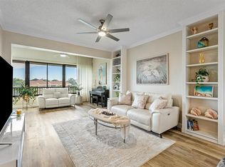 7546 La Paz Blvd APT 404, Boca Raton, FL 33433