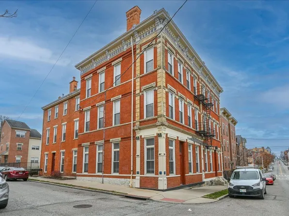 213 E University Ave, Cincinnati, OH
