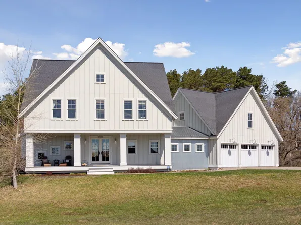 10030 Tapestry Rd, Lake Elmo, MN 55042