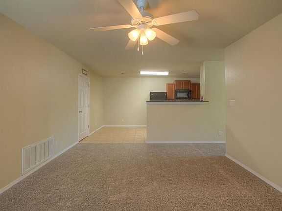 5th image of 5807 N 34th St
