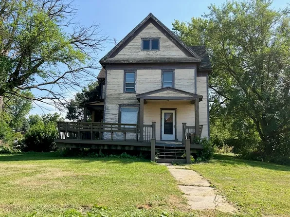 224 E Depot St, Creston, IL 60113