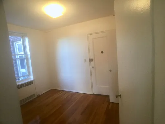 Rented by Sovereign Associates | media 18