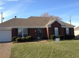 5363 Farm Ridge Dr, Memphis, TN 38141