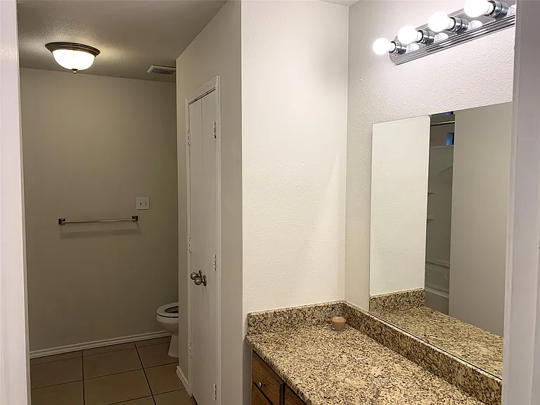 1021 Olivewood Ln — Photo 11