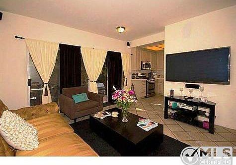 5th image of 10002 Reseda Blvd Unit C