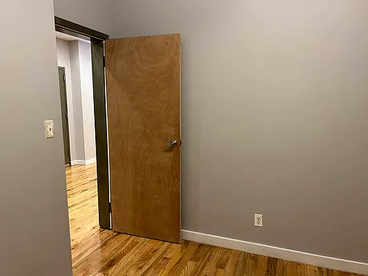 Rented by Premier One Realty LLC | media 5