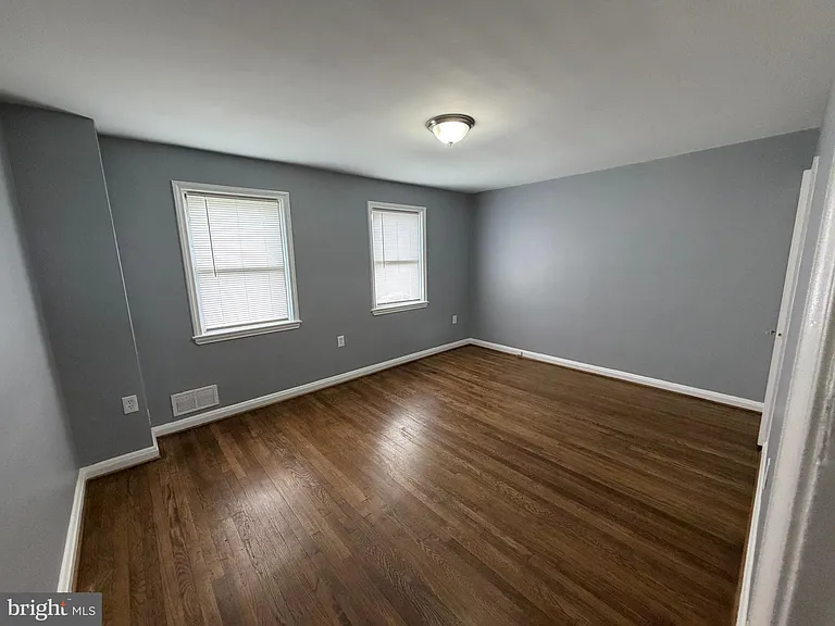 7136 Eastbrook Ave — Photo 6
