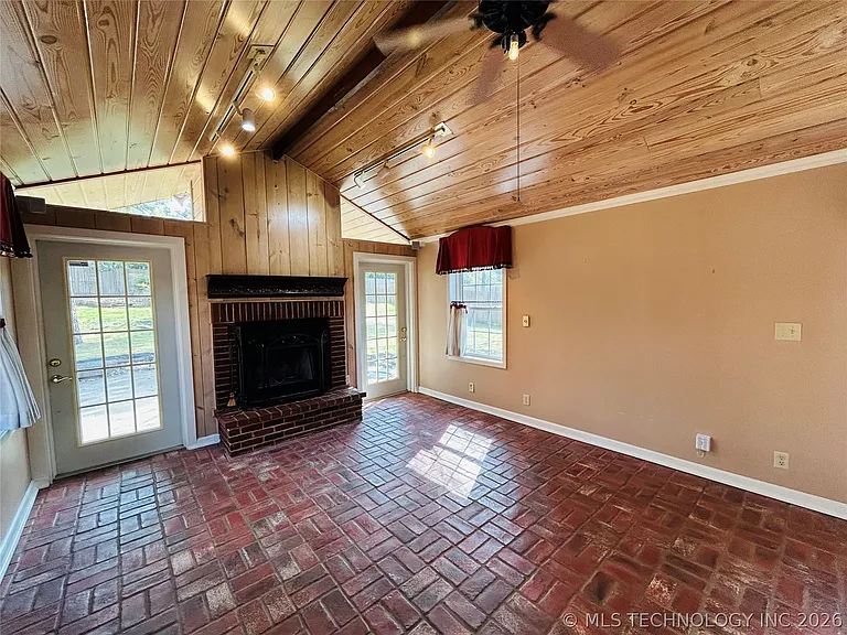4177 S Troost Pl — Photo 18