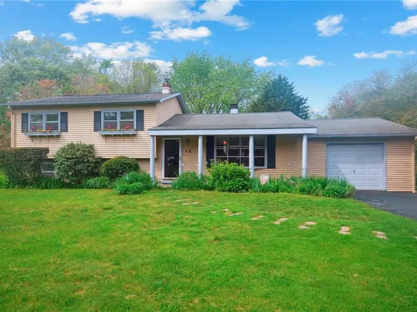 20 Castle Way, Westerly, RI 02891