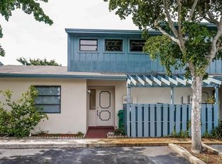 6961 SW 36th Dr, Miramar, FL 33023