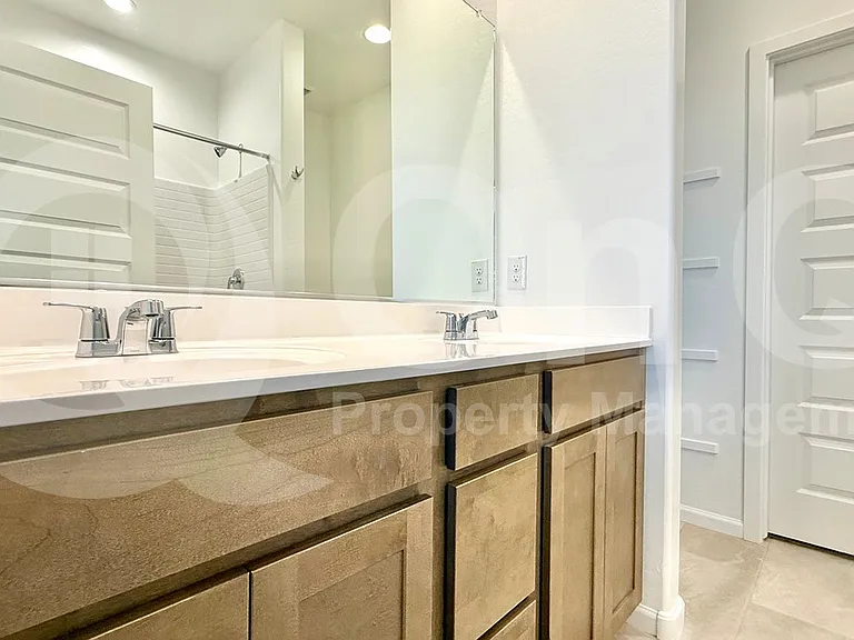 3254 N 98th Ln — Photo 20