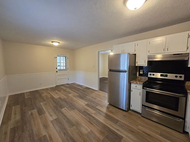 6343 Paddington Ct — Photo 15