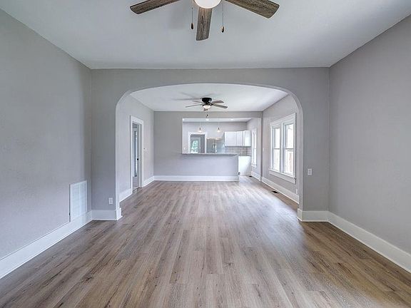 5th image of 1316 Menor St