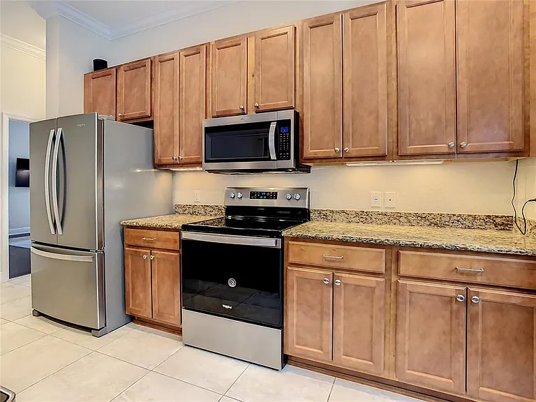 220 W Minnehaha St — Photo 16