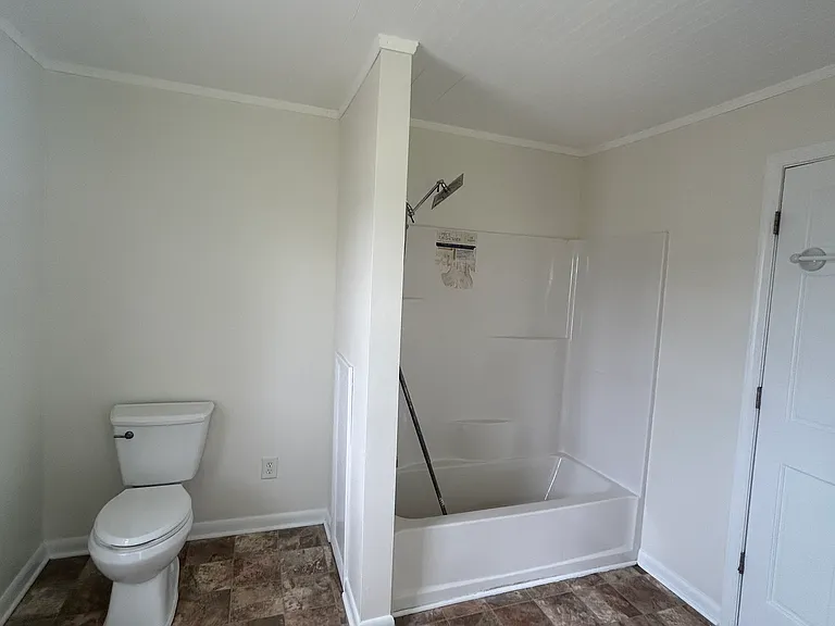 1502 Harkins Rd — Photo 10